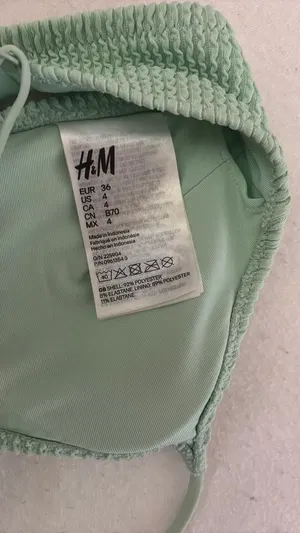 H&M bikini Top thumbnail 2