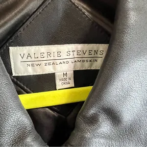 Valerie Stevens New Zealand lambskin zip up long jacket thumbnail 3
