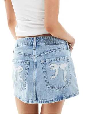 Hollister Bow Applique Low Rise Denim Micro skort in Light Wash thumbnail 1