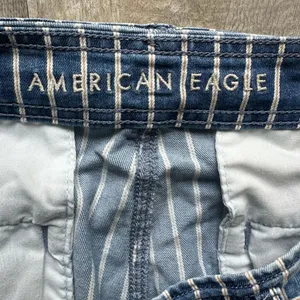 Women’s American Eagle pinstriped denim shorts thumbnail 3