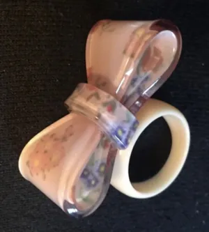 Forever 21 Lucite Acrylic Pink Bow Statement Ring thumbnail 1