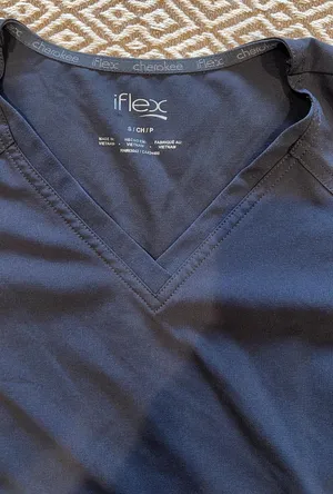 Cherokee Scrub Top thumbnail 3