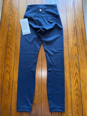Lululemon Wunder Train High Rise 25” True Navy Size 4 NWT thumbnail 2