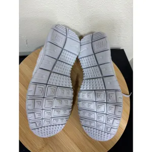 Nike Sneaker 8 Free Run Trail Shoes Neutral Gray CW5814-002 Suede thumbnail 7