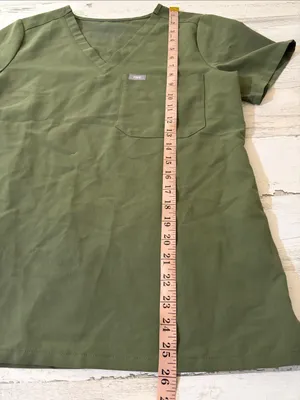 FIGS Olive Green V-Neck Short Sleeve Scrub Top thumbnail 8