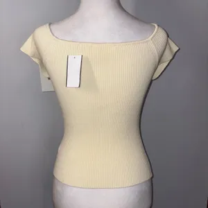 ASTR the Label Cream Ribbed Knit Top‎ V Neck Short Sleeve Fitted Womens Small thumbnail 3