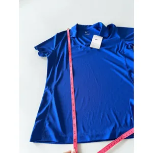 Nike Golf Womens Dri-FIT V-Neck Polo Shirt Royal Blue 637165-417 Size M NWT thumbnail 5