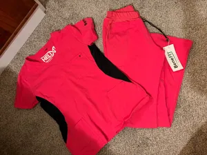 BeneFIT Scrubs Pink Size M thumbnail 1