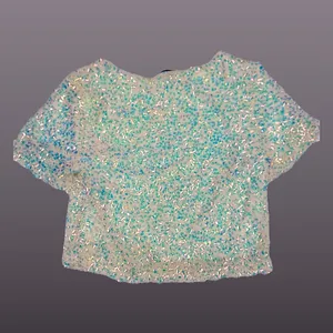 🩷 5 for $25 sale GORGEOUS small‎ cream bejeweled crop top thumbnail 2
