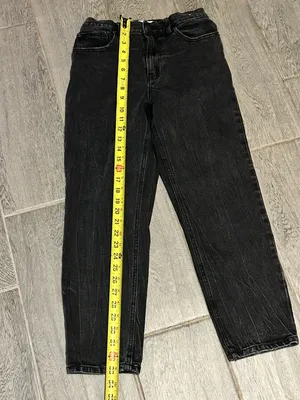 Abercrombie & Fitch Black The mom high rise jeans -size 26/2 thumbnail 4