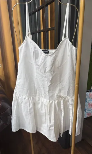 PrettyLittleThing White Ruffle-Hem Tie Cami Dress thumbnail 1
