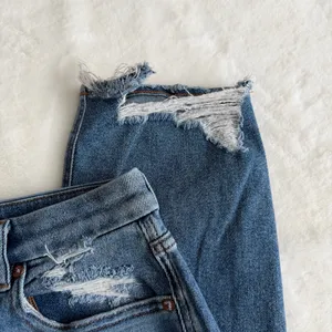 American Eagle Curvy Mom Jean Size 8 thumbnail 3
