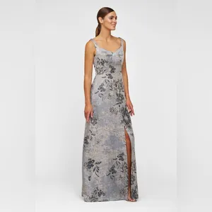 NWT Kay Unger Amelia Gown in Dark Midnight Metallic Jacquard Floral Size 8 thumbnail 4