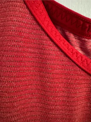 lululemon athletica Team Spirit Tech Short Sleeve Shirt Size 2 thumbnail 9