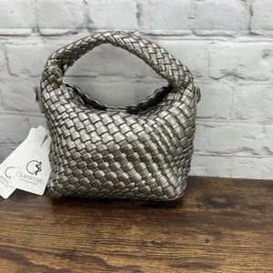 Queenoris Silver Woven Leather Bag‎ Hand-woven Crossbody New thumbnail 2