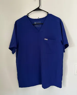 FIGS Scrub Top thumbnail 1