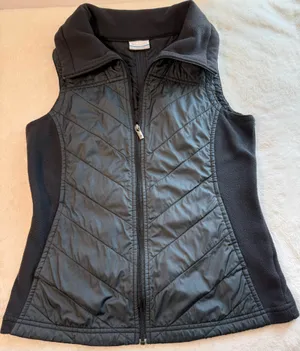 Columbia Women's XS Black Quilted Full Zip Sleeveless Vest Logo Outdoor thumbnail 1