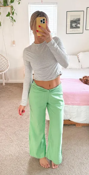 Flowy pants thumbnail 1