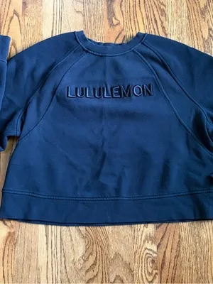Lululemon Scuba Oversized Pullover Wordmark Black Crewneck Sweatshirt XS/S thumbnail 4