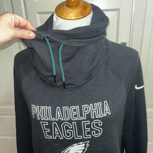 Philadelphia Eagles pull over thumbnail 2