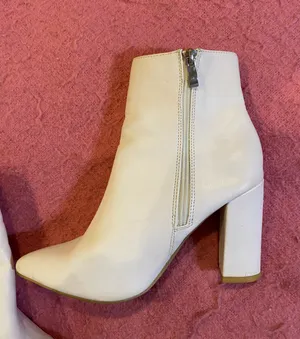 SheIn Mini White Booties thumbnail 6