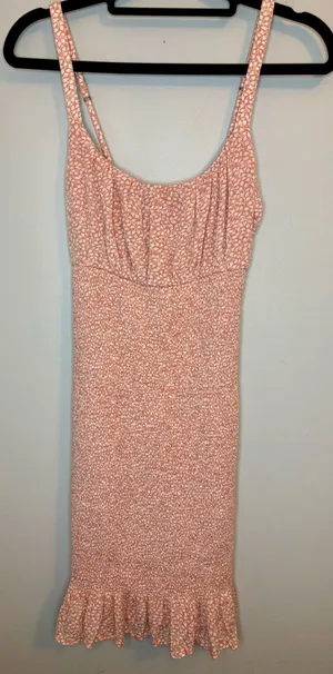 Abercrombie & Fitch Smocked Floral Mini Dress Peach Size S Ruffle Hem thumbnail 1