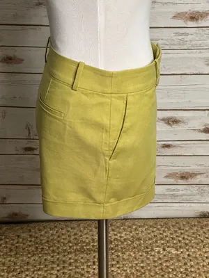 Ann Taylor chartreuse cotton linen tailored cuffed chino shorts Size 10 thumbnail 2