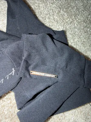 Gymshark x Whitney Simmons Black V-neck Sports Bra - Size Small thumbnail 7