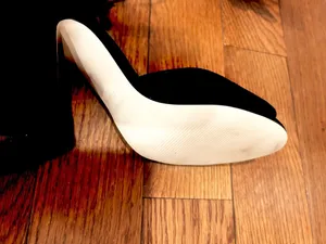 Nine West NWT Gavyn classic suede block heel, open toe statement sandal. 7.5 thumbnail 17