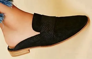 Free People “At Ease” Crocodile Print Leather Loafers/Mules Size 5.5 thumbnail 2