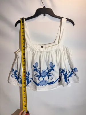 Anthropologie White Cotton Cutwork Embroidered Cropped Scoop Neck Top Size S thumbnail 5