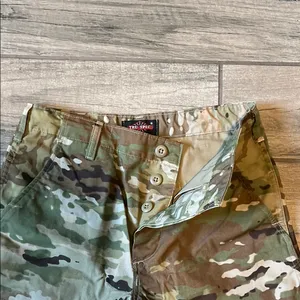 Rugged Green and Brown Cargo Jumpsuit with Tactical Design thumbnail 6