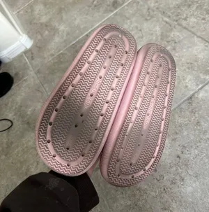 Pink Puff Cloud Slides Size 7.5 thumbnail 3