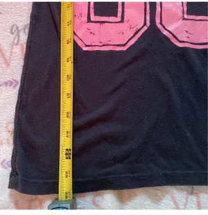 Vintage Y2K Victoria's Secret black v neck tee thumbnail 4
