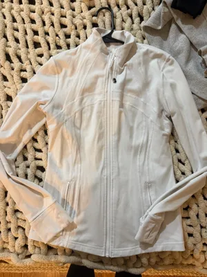 Lululemon Define Jacket thumbnail 1
