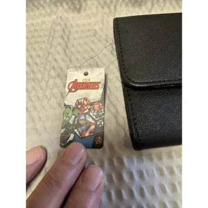 Buckle Down‎ Fold Over Black Wallet Captain America Shield Metal Emblem NWT thumbnail 7