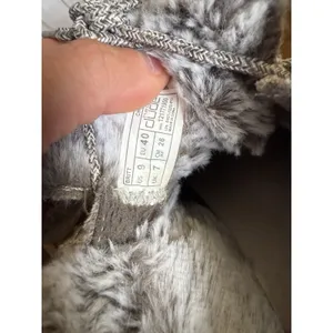 Hey Dude Britt Sz 9/40 Women's Nut Beige Faux Fur Lined‎ Booties w/Laces & Snaps thumbnail 4
