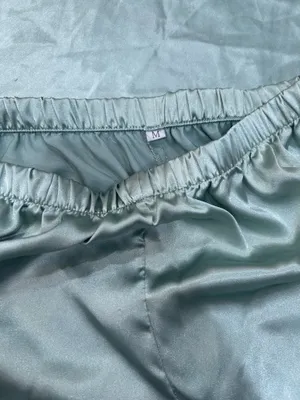 Green satin Pj set Size M thumbnail 2