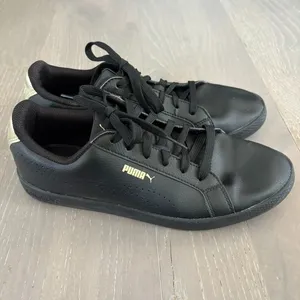 PUMA Smash Performance Black Leather Gold Metallic Shoes Wm's Sz 9 Sneakers‎ thumbnail 4
