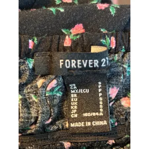 Forever 21 Black Pink‎ Floral Smocked Crop Cami Top Small thumbnail 3