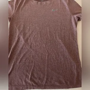 Nike Womens Pink Ombré workout top in size medium thumbnail 3