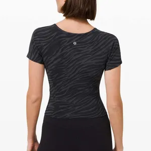 Lululemon Nulu Cropped Slim Yoga Short Sleeve Le Tigre Camo Deep Coal Women’s 8 thumbnail 2