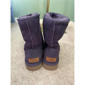 Women’s UGG Classic Short ll Shearling Fur Lined Winter Suede Boots Size 5 thumbnail 4