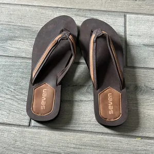 Seven7 Women's Brown Sandals Size 7 thumbnail 3
