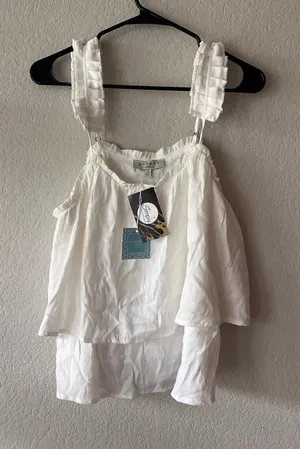 NWT Hayden White Ruffle Strap Layered Top Adjustable Straps thumbnail 1