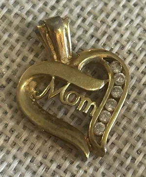 Lot a 652 1 inch 925 sterling silver gold tone mom heart pendant thumbnail 1