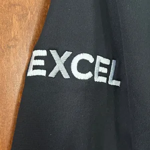 Under Armour Black Men's Women's Long Sleeve 1/4 Zip Size Medium LN thumbnail 2