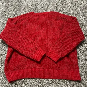 Old Navy red cozy shaker-stitch pullover long sleeve sweater S thumbnail 11