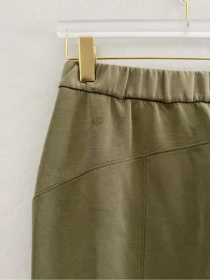 Lululemon Athletica Softstreme Relaxed High Rise Bronze Green Jogger Pants Sz 6 thumbnail 9