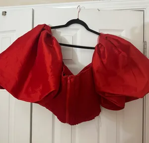 Wendy Drew Boutique Red Puff Sleeve Top thumbnail 3